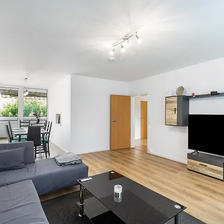 Apartment 2 Auch Fuer Monteure