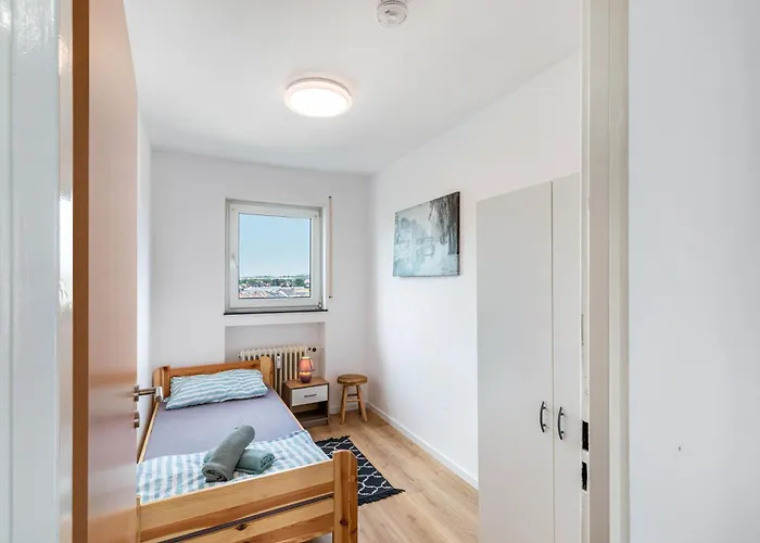 2 Auch Fuer Monteure Bruchköbel