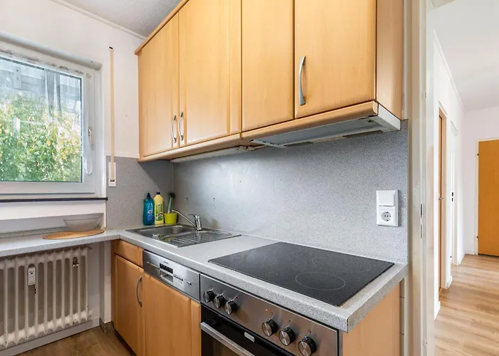 2 Auch Fuer Monteure * Bruchköbel